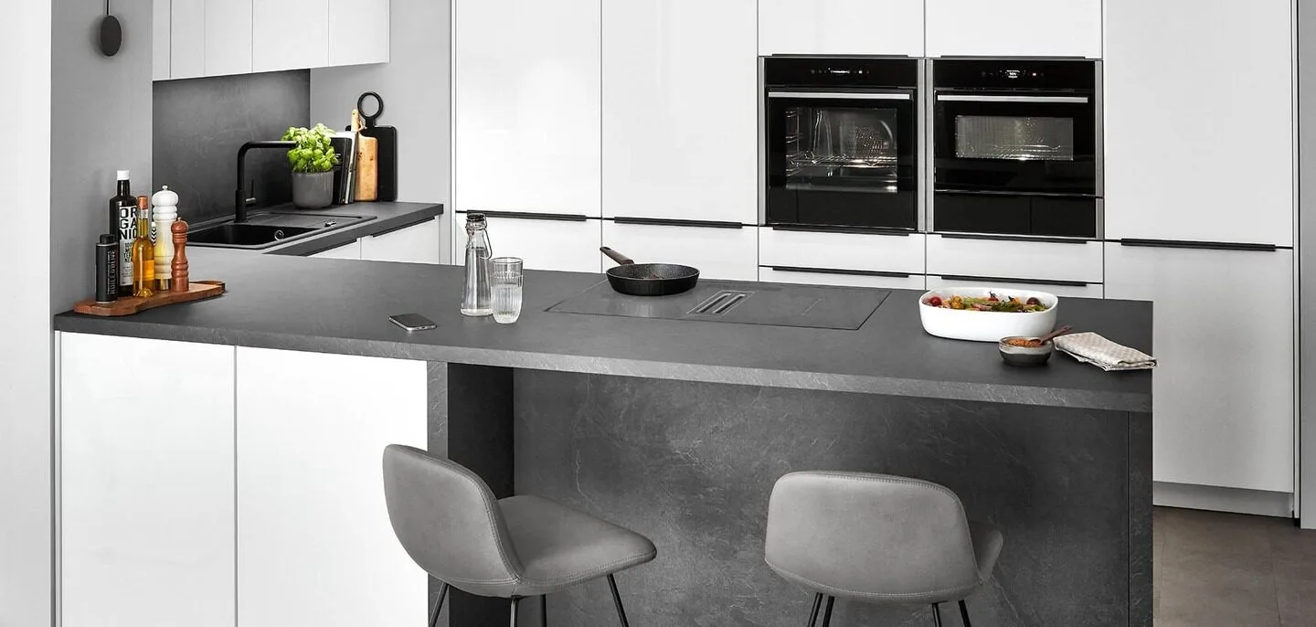 Plan de travail en Silestone ou en porcelaine ? Choisissez la meilleure option.